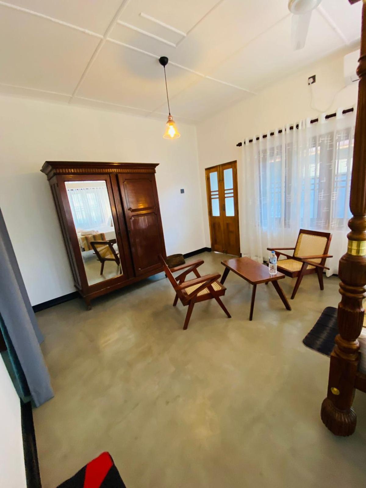 Happy Valley Residence Unawatuna Galle Esterno foto