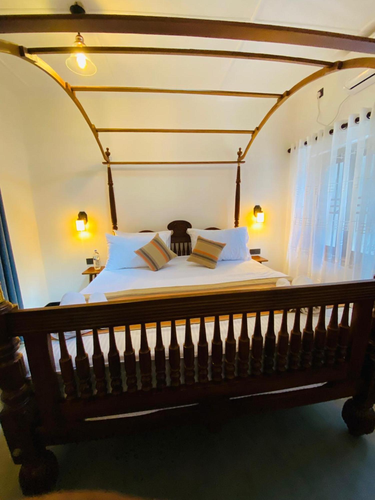 Happy Valley Residence Unawatuna Galle Esterno foto