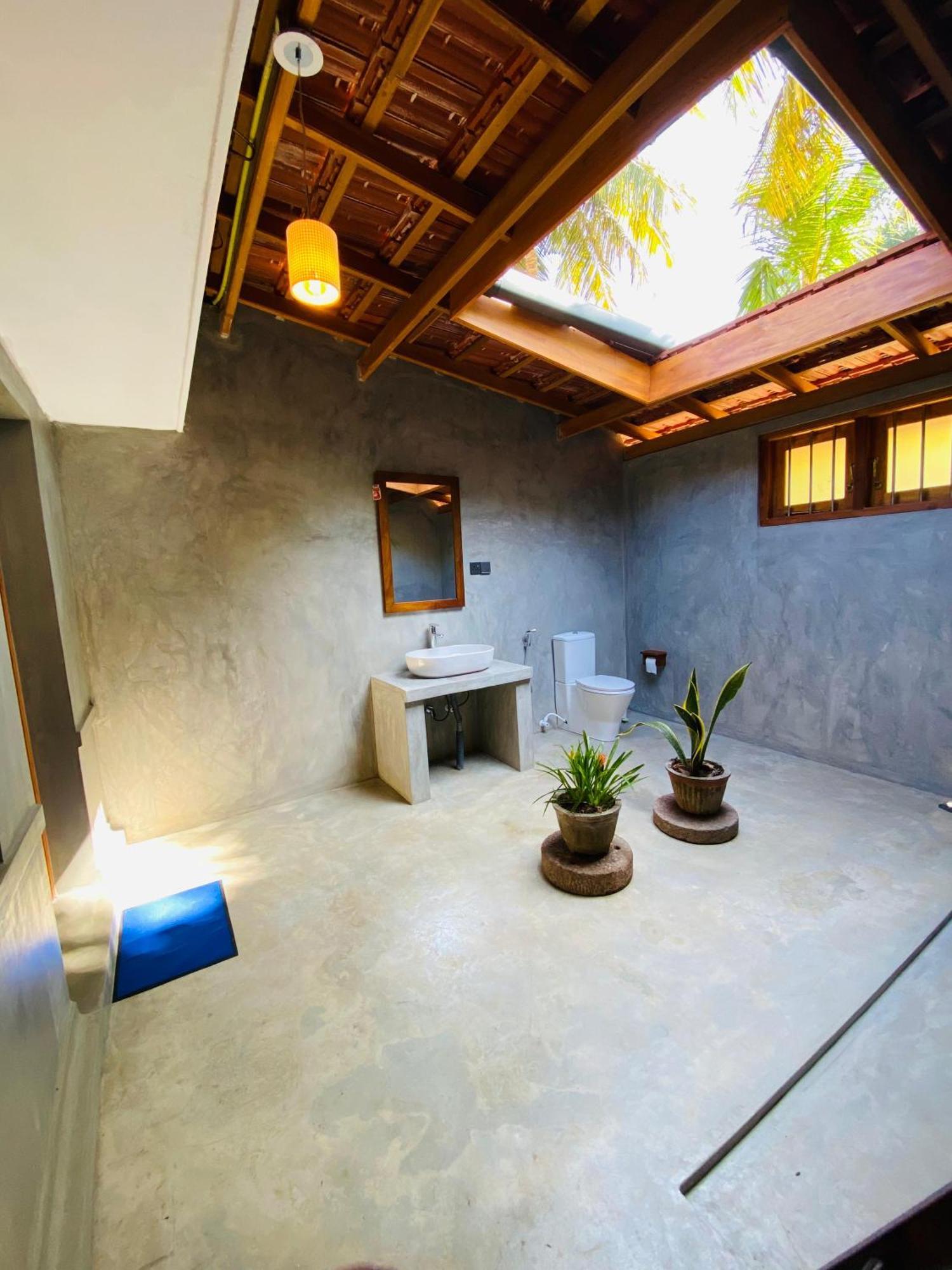 Happy Valley Residence Unawatuna Galle Esterno foto